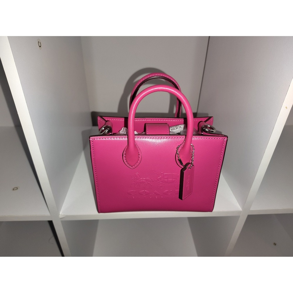 NEW WITH TAGS COACH ACE 17 TOTE DRAGONFRUIT W/STRAP AND HANGTAG - Picture 5 of 9